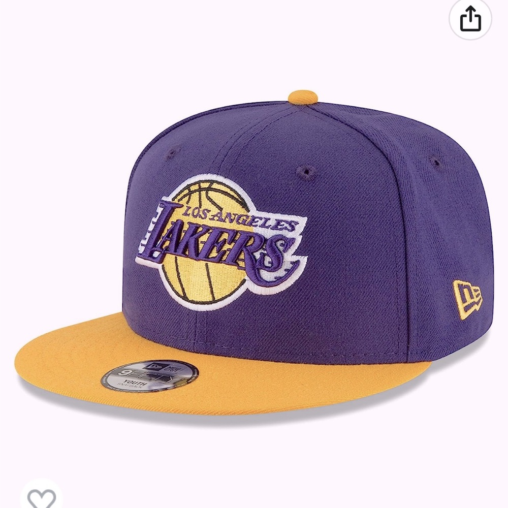New Era NBA lakers youth size 9Fifty 2Tone Snapback Cap - NWT
